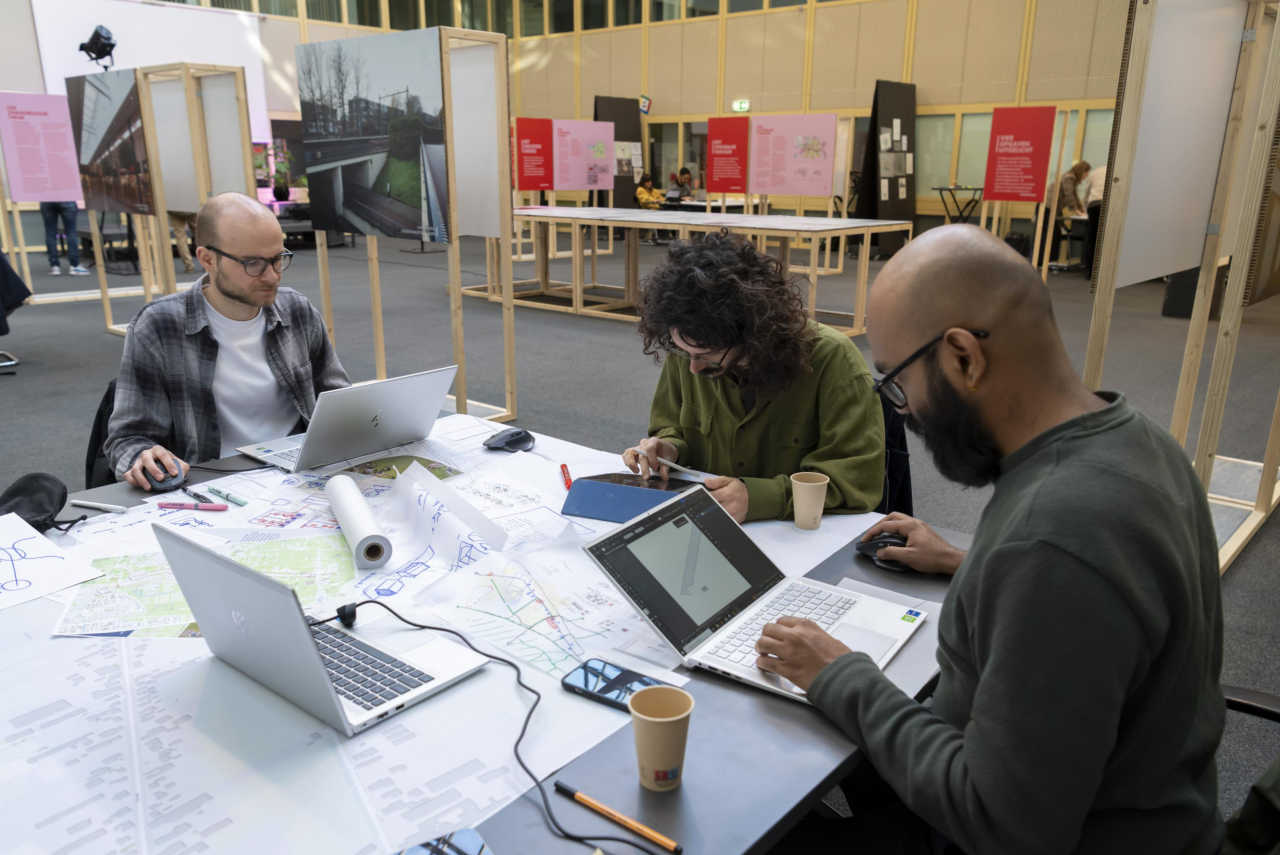 Stefano Agliati, Mathias Gorz en Ganesh Babu Ramaiah Perumalsamy. Foto: Joris Buijs