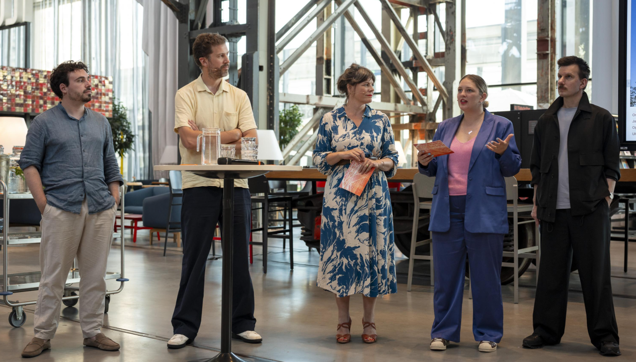 De vakjury aan het woord. Vlnr: Antal Frijters, Raoul Vleugels, Jessica Hammerlund Bergmann, Siobhan Burger en Jurriën van Duijkeren | Foto: Joris Buijs