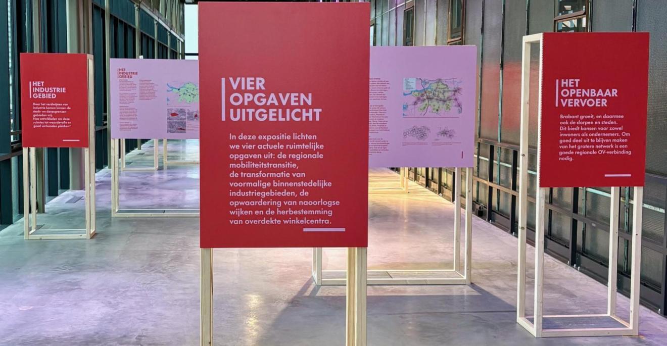 Nieuwe Verbindingen | Regionaal rondreizend programma