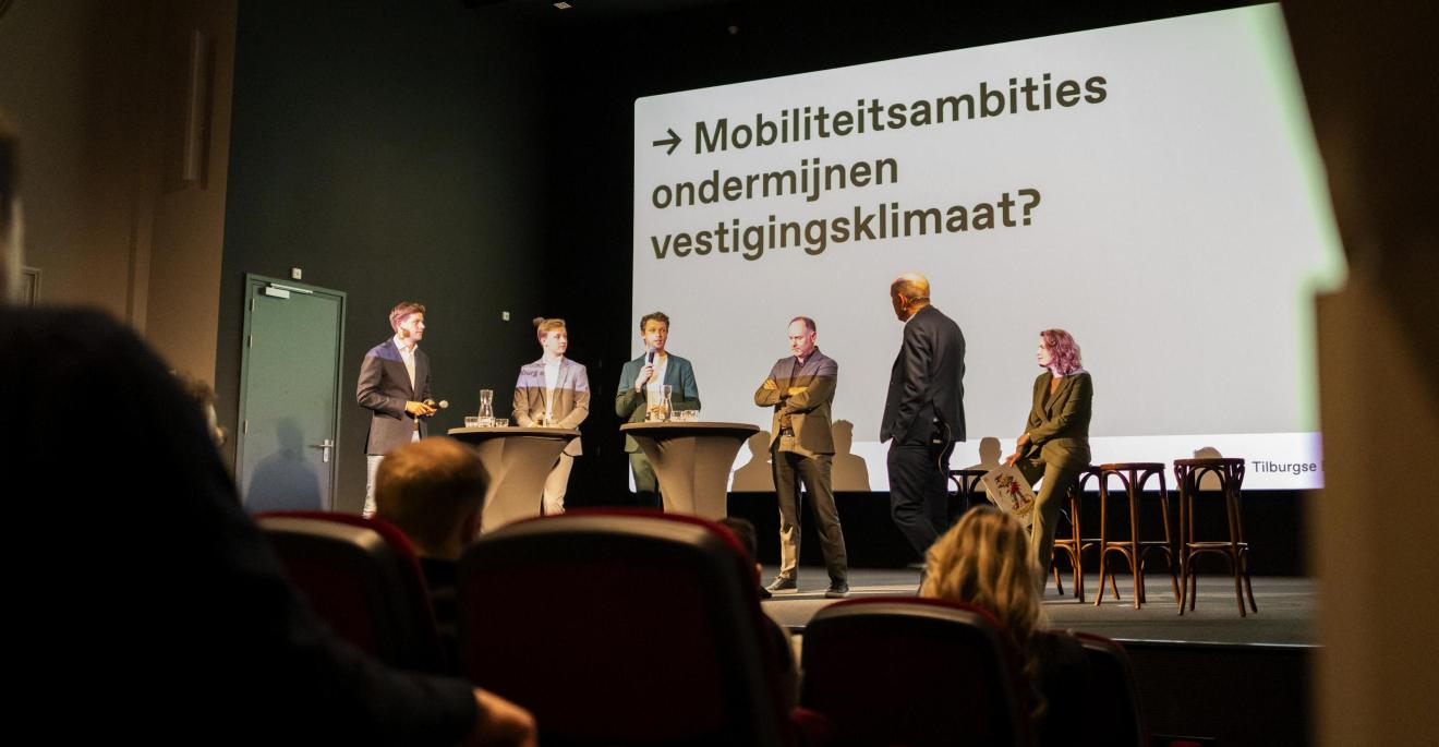 Verkiezingsdebat over ruimte: ‘We moeten geen kippenhokken bouwen’